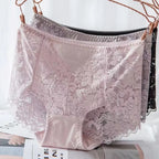 Culotte taille haute en dentelle avec transparence et effet ventre plat MajesticLace"